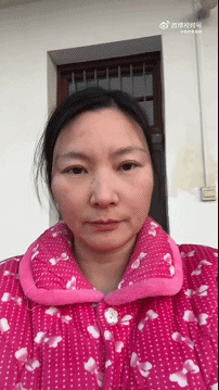 周一内涵囧图云飞系列 现代的美女舞蹈很抓人眼球