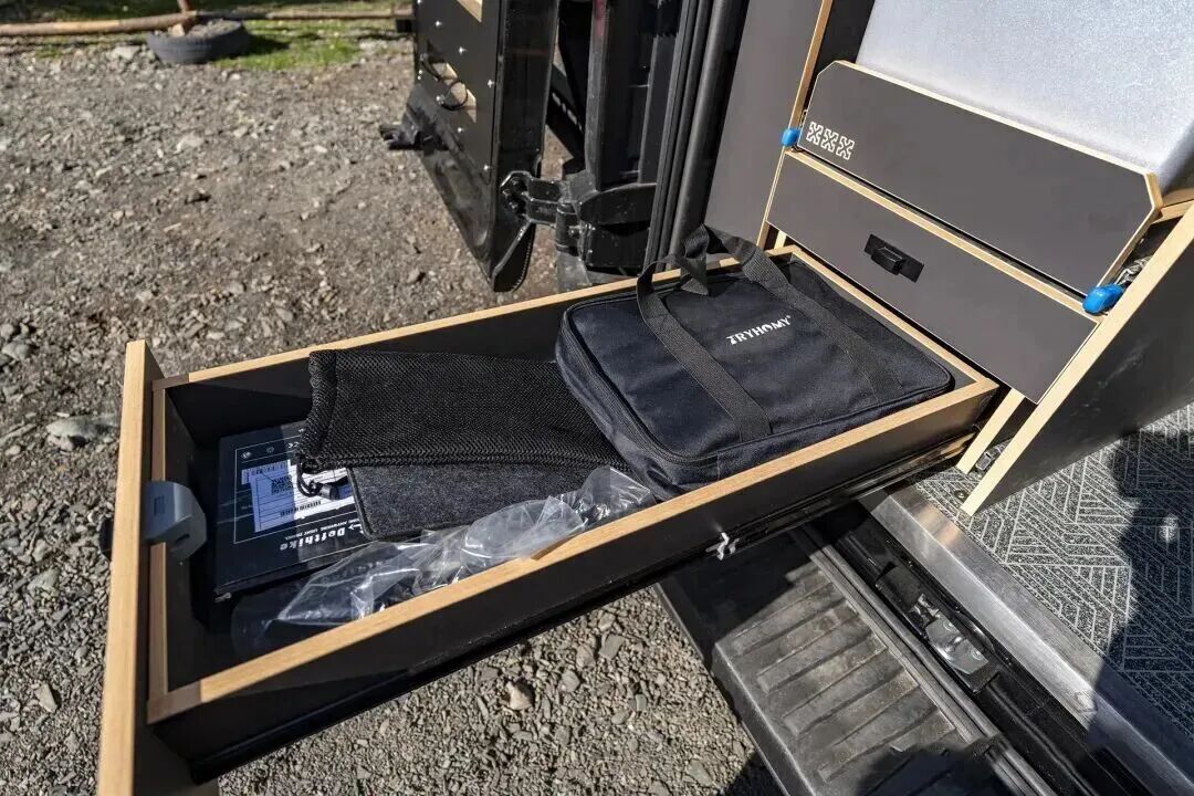 奇瑞又推出了一款瑞弗G900宿营车?-10.jpg