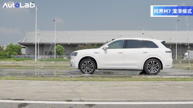 四车实测，谁才是日常最好开的中大型SUV？-有驾