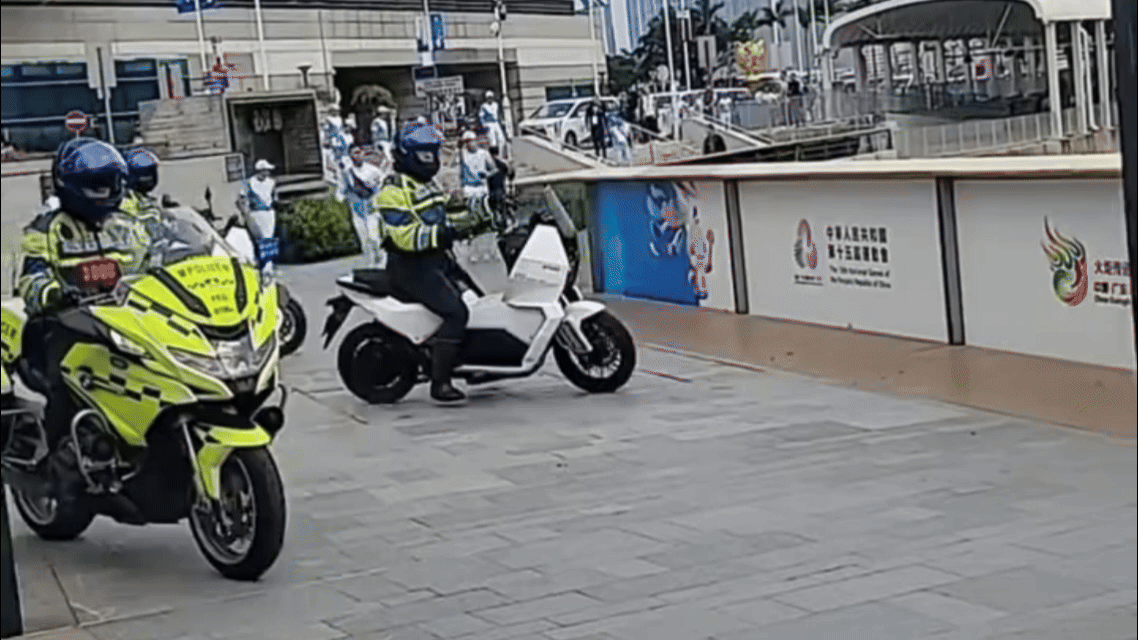 虔途势不可挡！护航全运会火炬传递，为电摩发展破局-有驾