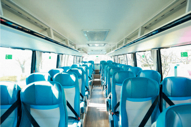 重塑旅运核心价值！中通H系旅团客车2026全域焕新而来-有驾