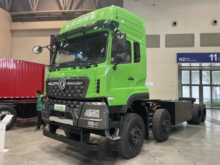 东风天龙KC纯电自卸车，600度电2.jpg