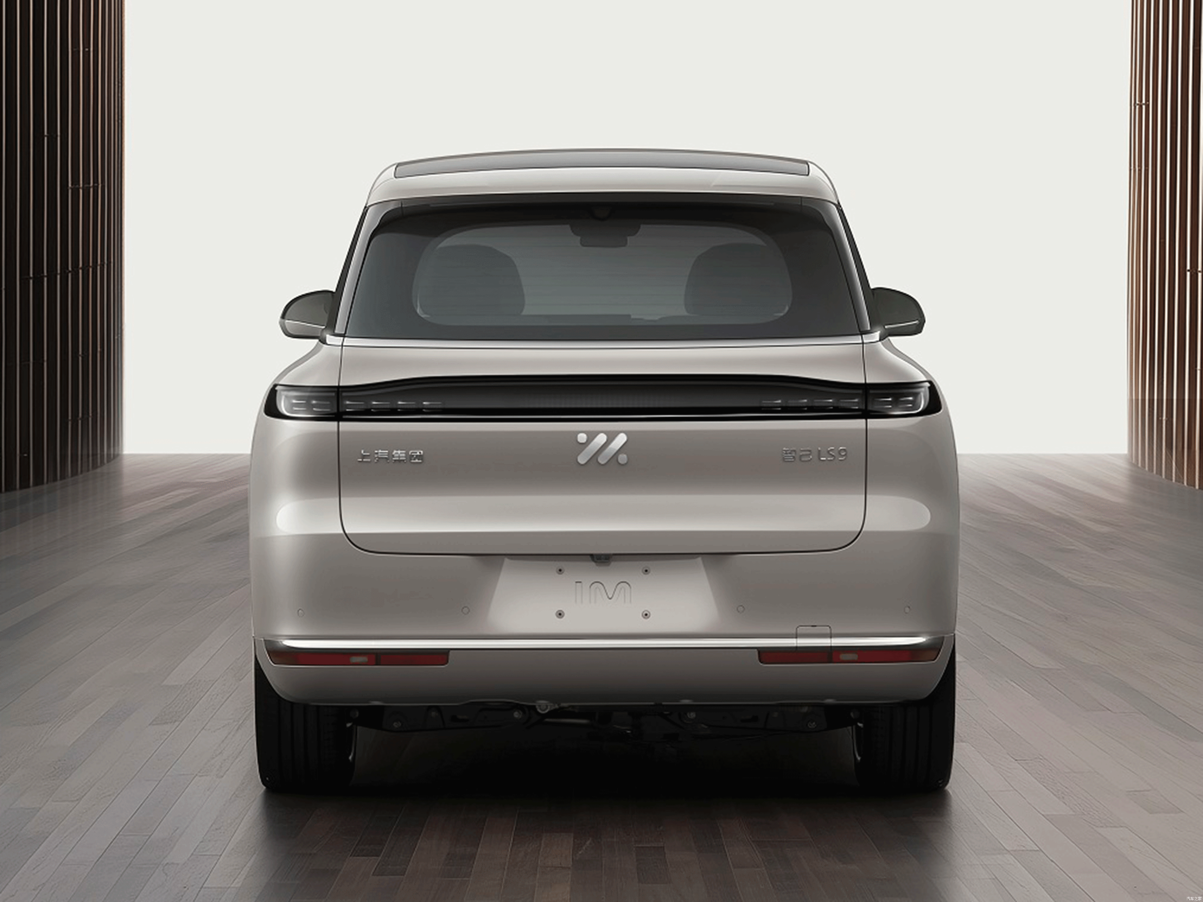 “智己LS9发布在即：这不仅是辆车，它可能是流动的艺术品！”-有驾