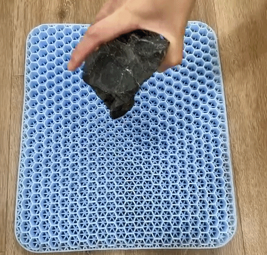 开车跑长途时，一定要带上5样物品，关键时刻保命用的-有驾